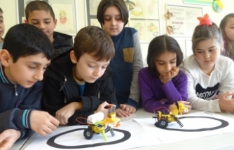 Bilgi Evleri’nde Atölye ve Kulüp Zamanı Zeytinburnu Belediyesi Bilgi Evleri’nde