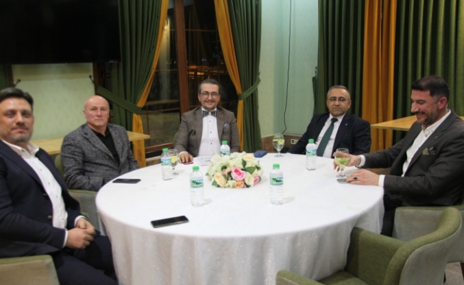Genel Başkanlardan Sonra İlçe Başkanlarıda Toplandı