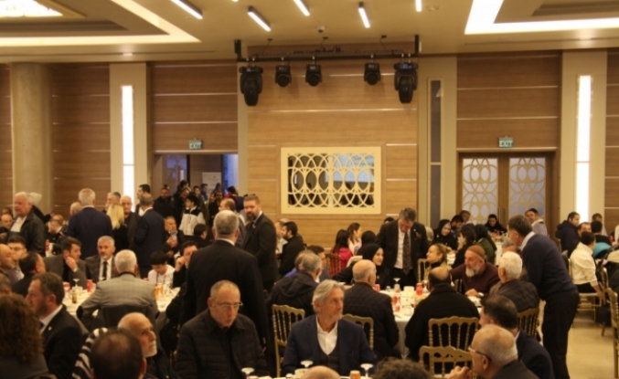 CHP İftarında İzdiham Yaşandı (VİDEOLU)