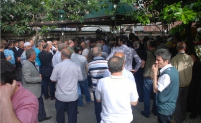 Arnavut Burhan son kez Köşeli camiye geldi 
