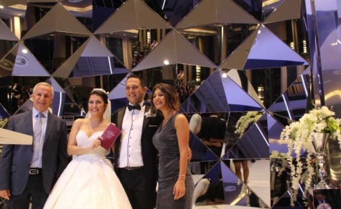 Yılın Düğünü Özgür ve Selen’in Oldu 