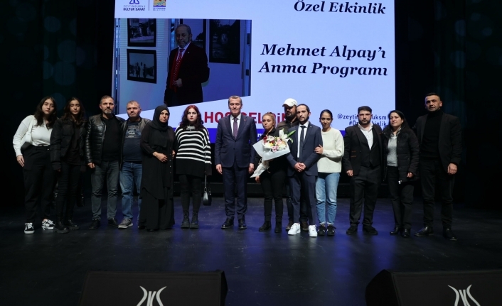 Zeytinburnu’nun Duayen Gazetecisi Mehmet Alpay ZKSM’de Anıldı